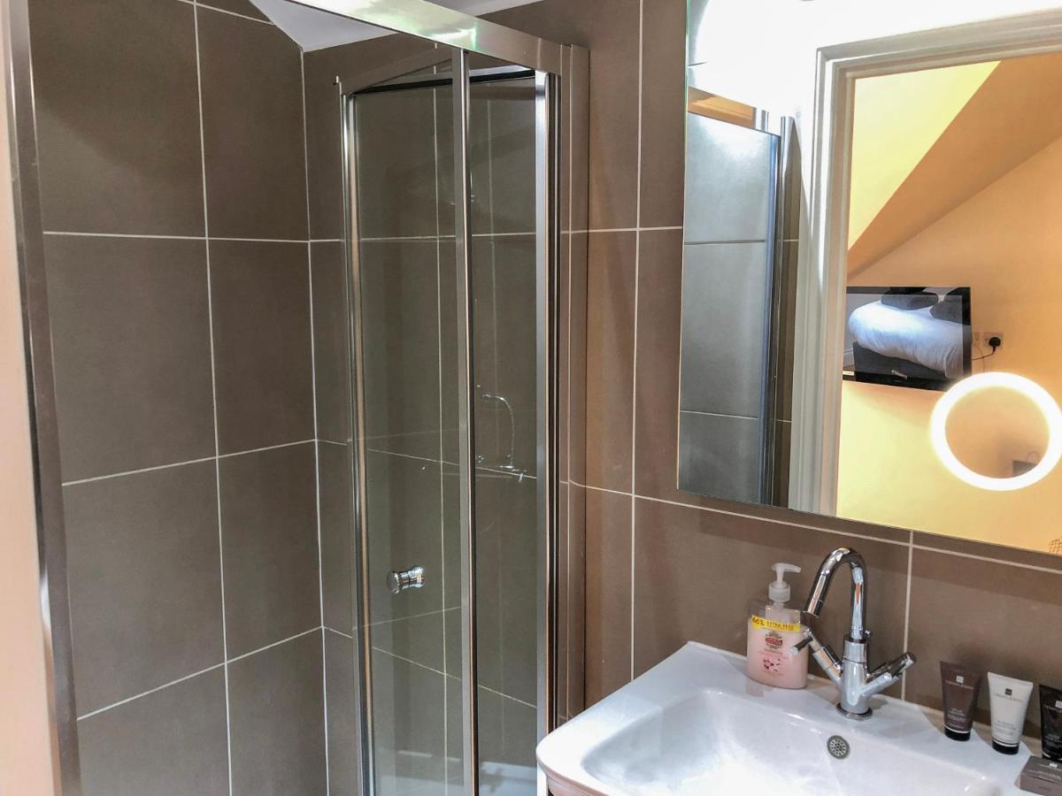 The Hideaway Apartment เซนต์ไอฟส์ ภายนอก รูปภาพ